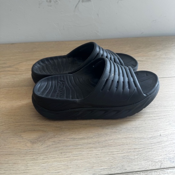 HOKA ONE ONE Women's Ora Recovery Slide 2 Sandal - Picture 3 of 7